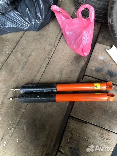 Амортизаторы волга plaza комплект