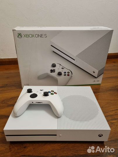 Xbox One S