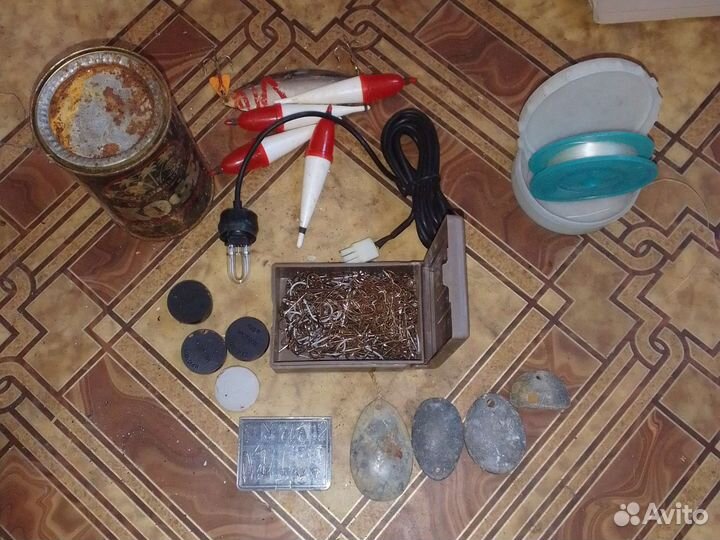 Рыболовные снастья (крючки ссср,папловки,блесна