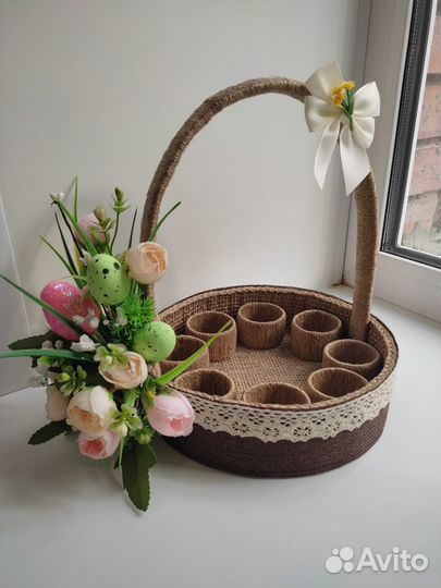 Подставка для кулича и пасхальных яиц