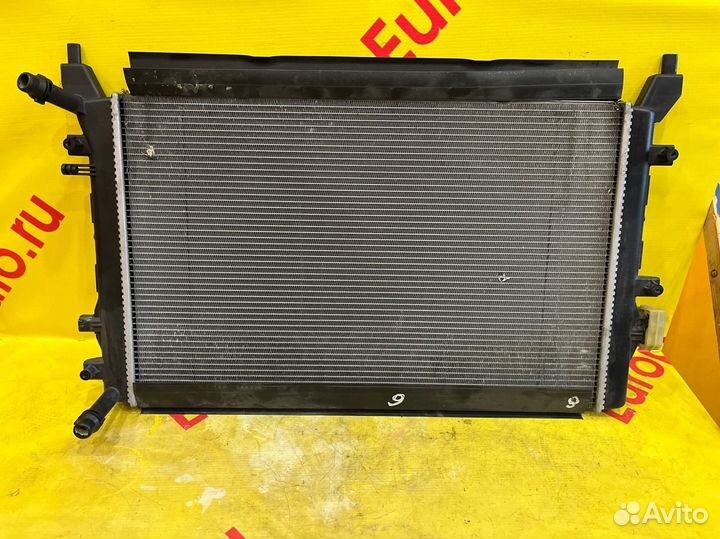 Радиатор охлаждения Volkswagen Golf MK6