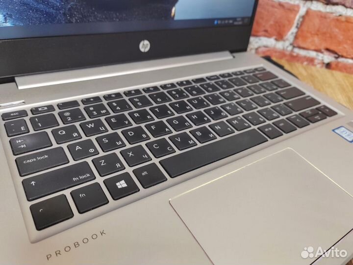 Ноутбук HP с 13 дюймами и процессором i7, обмен