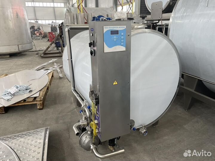 Охладитель молока 2000л