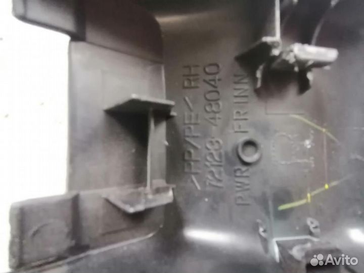 Накладка (кузов внутри) Lexus RX300 RX330 RX350 RX