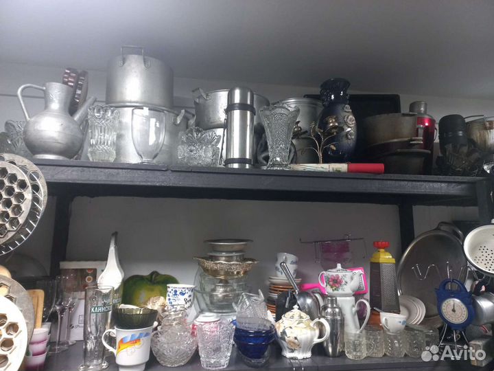 Посуда хрусталь вазы тарелки кружки