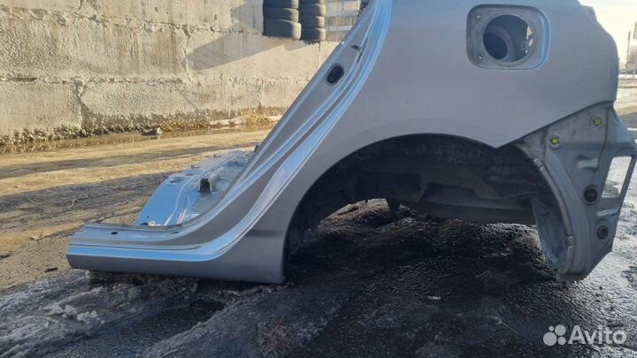 Крыло заднее левое Toyota Corolla Runx NZE121