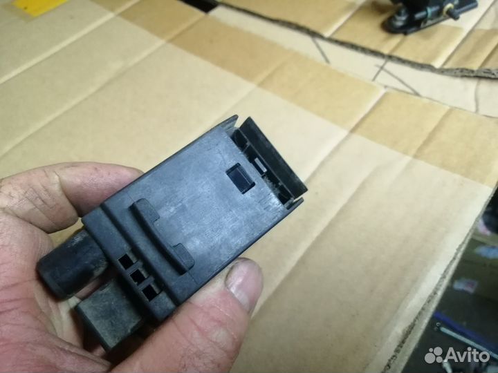 Датчик AUC BMW X5 e53 X3 e83 e46 e39 e38