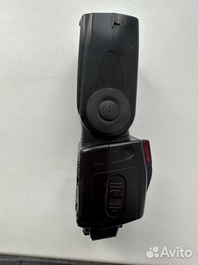 Вспышка камеры nikon 700