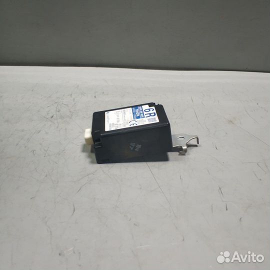 Блок управления замками дверей Toyota Corolla E150