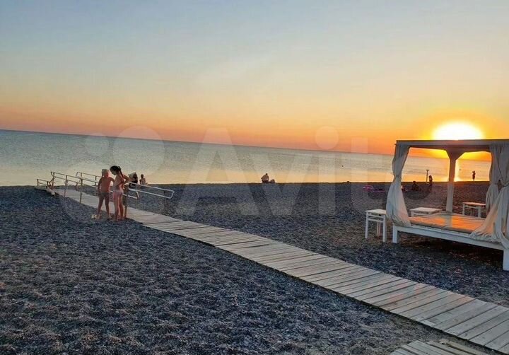 2-к. квартира, 82 м², 8/9 эт.