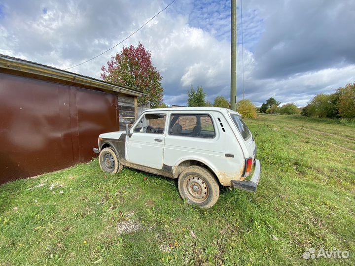 LADA 4x4 (Нива) 1.6 МТ, 1995, 100 000 км
