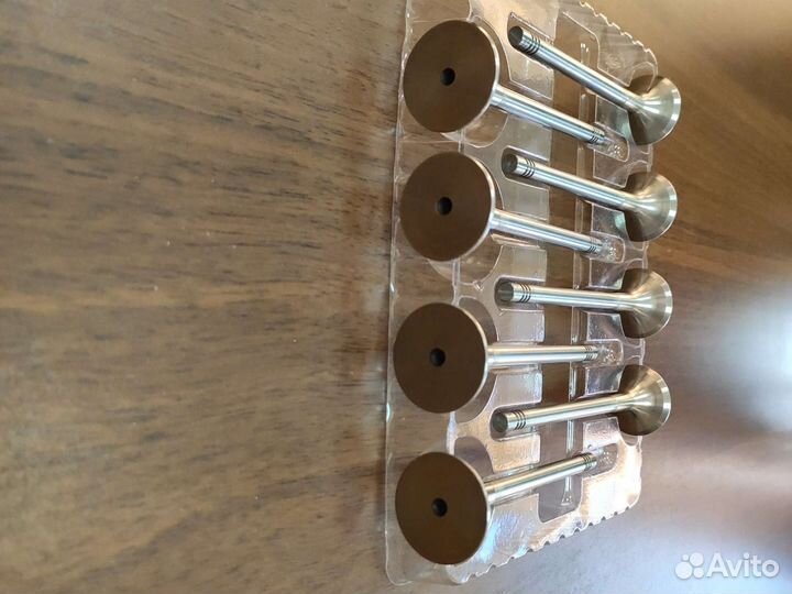 06D109611H Комплект клапанов выпуск 8шт EA888