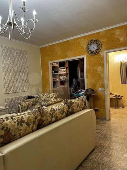 2-к. квартира, 55 м², 2/10 эт.