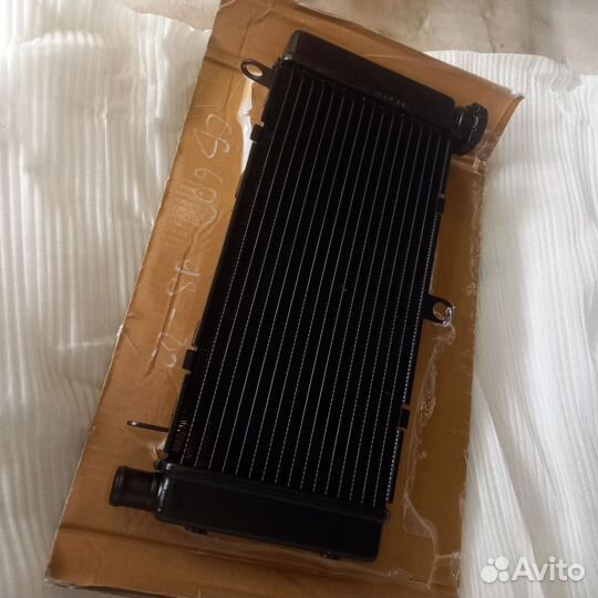 Радиатор Honda CB600 Hornet 98-06, не оригинал