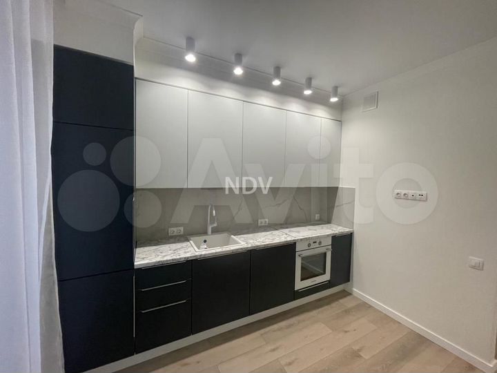 2-к. квартира, 53 м², 16/21 эт.