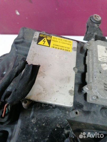 Фара ксеноновая передняя левая Mercedes Benz R