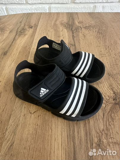 Сандали детские adidas 26 размер