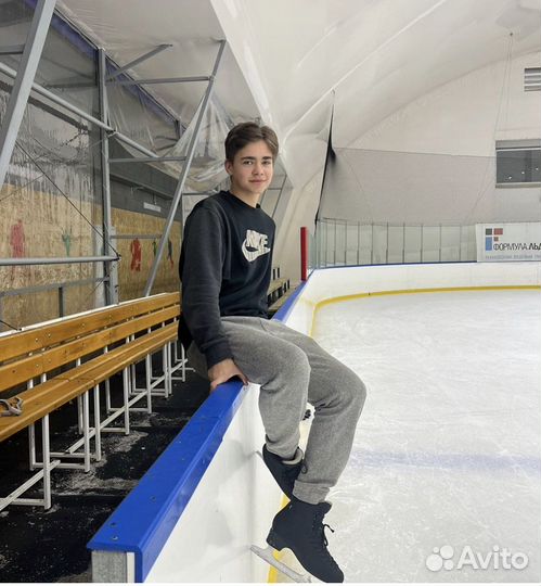 Тренер по фигурному катанию/хоккею/офп