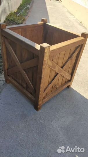 Кашпо напольное