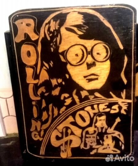 Панно Rolling Stouns ручная работа, дерево