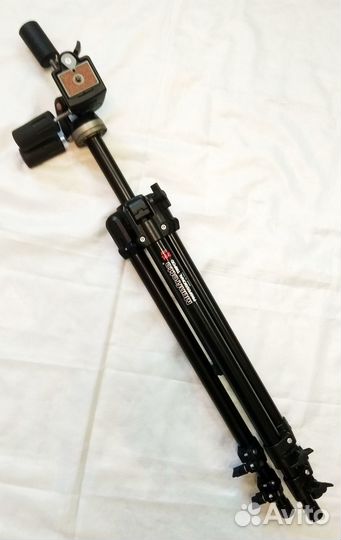 Фотоштатив manfrotto 144B с головой 141RC