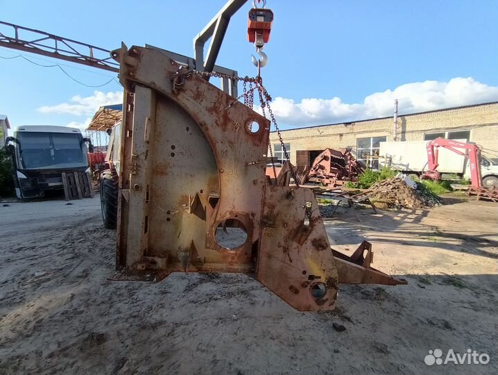 Бочка пресс подборщик прф-145