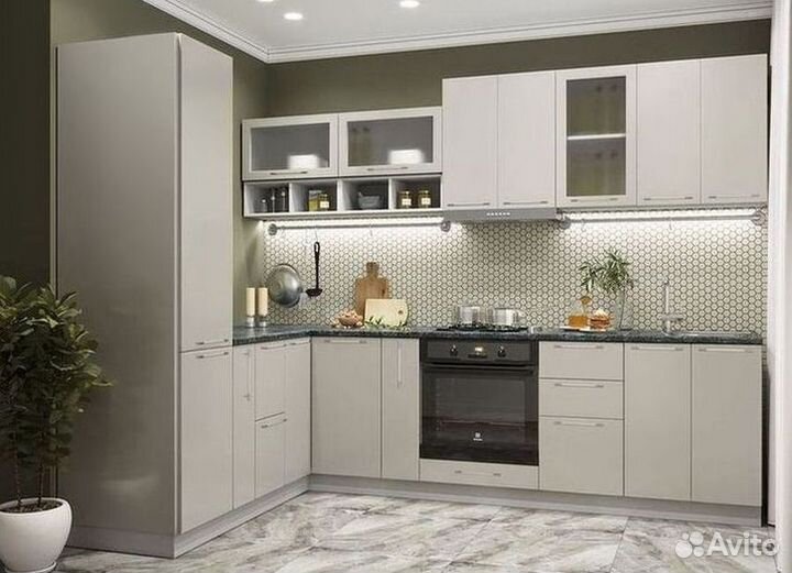 Кухонный гарнитур с техникой не бу