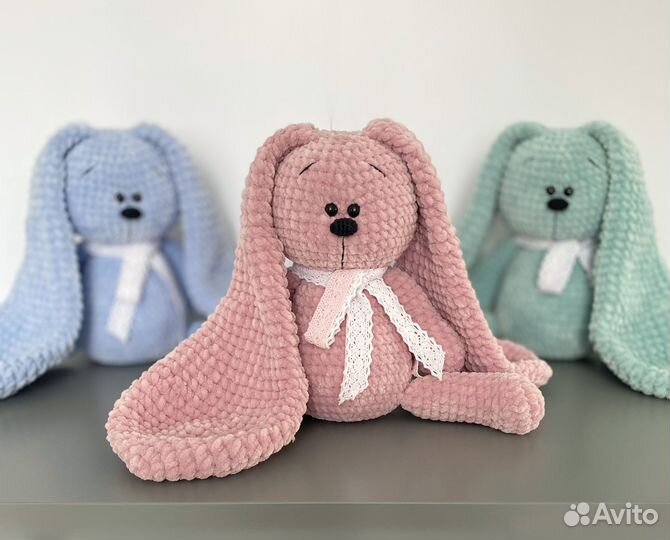 Мягкая игрушка плюшевый зайка (вязаная зайка)