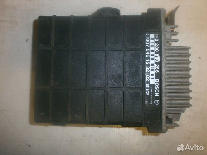 Блок управления двигателем (Mercedes-Benz E-class)