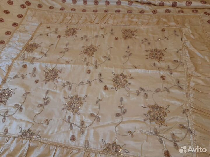 Покрывало на 2 х спальную кровать