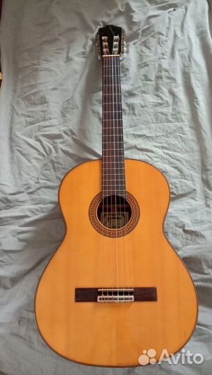 Японская классическая гитара Kawai g200