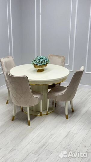 Столы и стулья новые