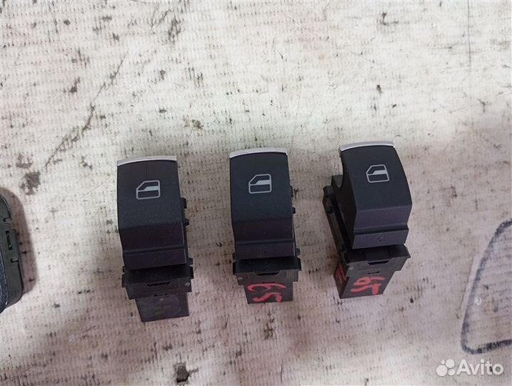Кнопки стеклоподъемников Volkswagen Tiguan 5N 2.0
