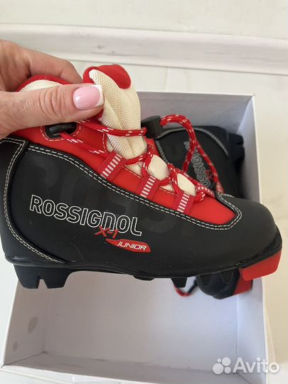 Лыжные ботинки rossignol детские, почти новые