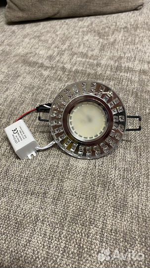 Точечные встраиваемые светильники