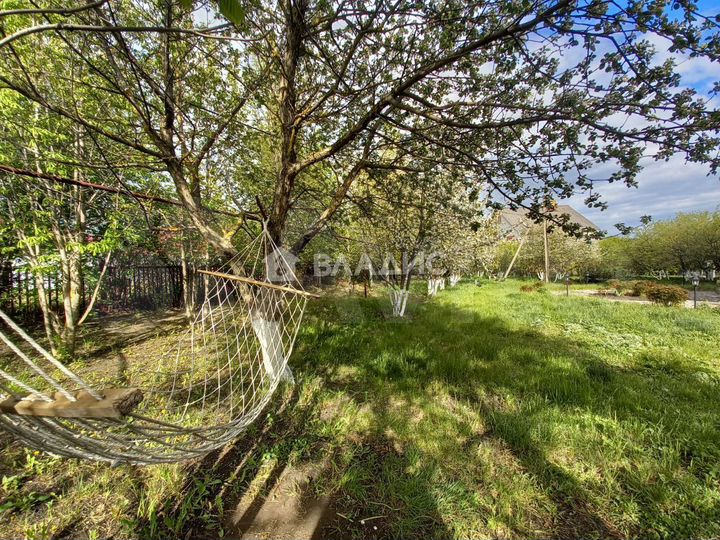 Дом 432,4 м² на участке 33,8 сот.