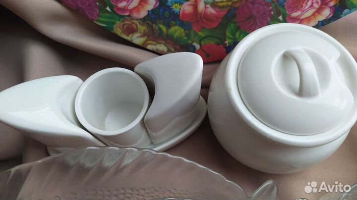 Набор столовой посуды, подарочный. Блюдца, рюмки