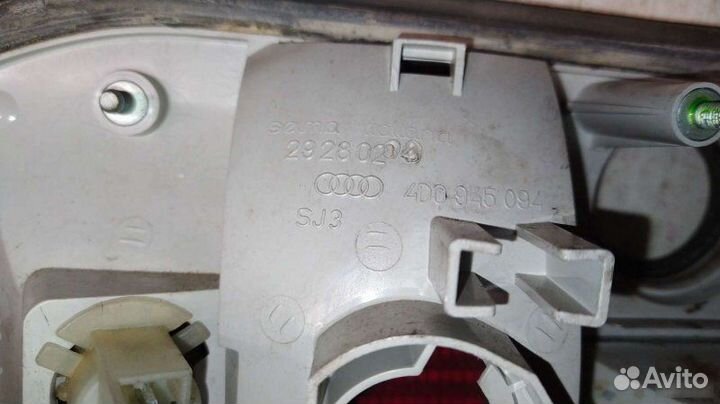Фонарь задний правый Audi A8 D2 1996