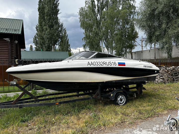Катер Rinker Captiva 212