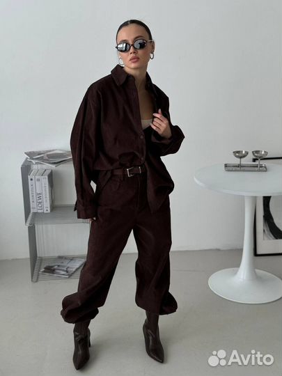 Костюм женский вельветовый