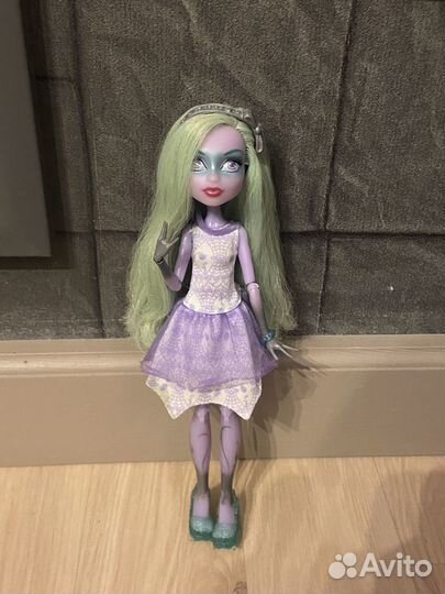 Кукла Монстер Хай Твайла из коллекции Призрачно