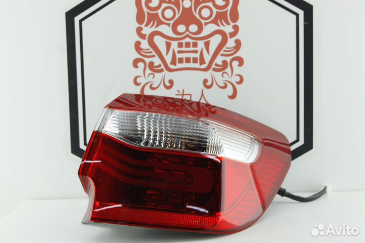 Фонарь правый внешний kia Rio 3 Новый Оригинал