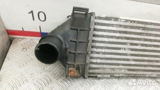 Радиатор интеркуллера volvo V70 3 (KBG04KC01)