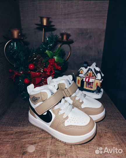 Детские кроссовки Nike Air Force Beige