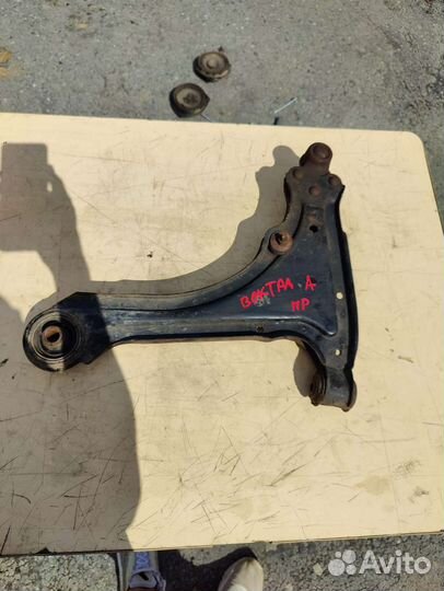 Рычаг передний Opel Vectra A Опель вектра а