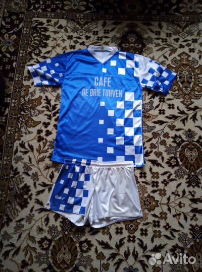 Спортивная одежда, обувь 38