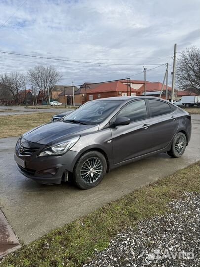 Hyundai Solaris 1.4 AT, 2016, 275 111 км