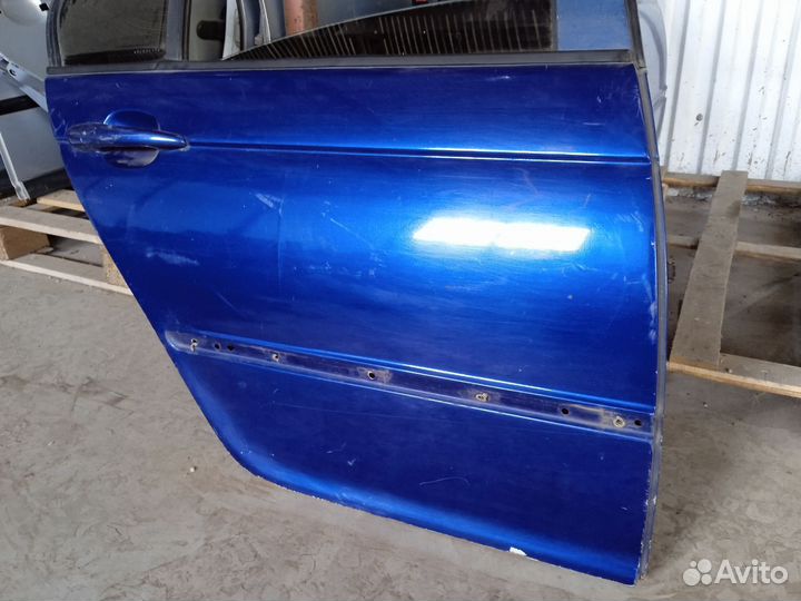 Дверь задняя правая BMW 3-Series E46