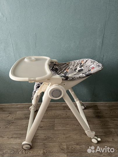 Стульчик для кормления happy baby milk