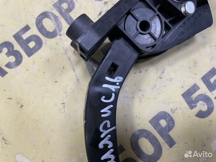 Педаль газа Hyundai Solaris